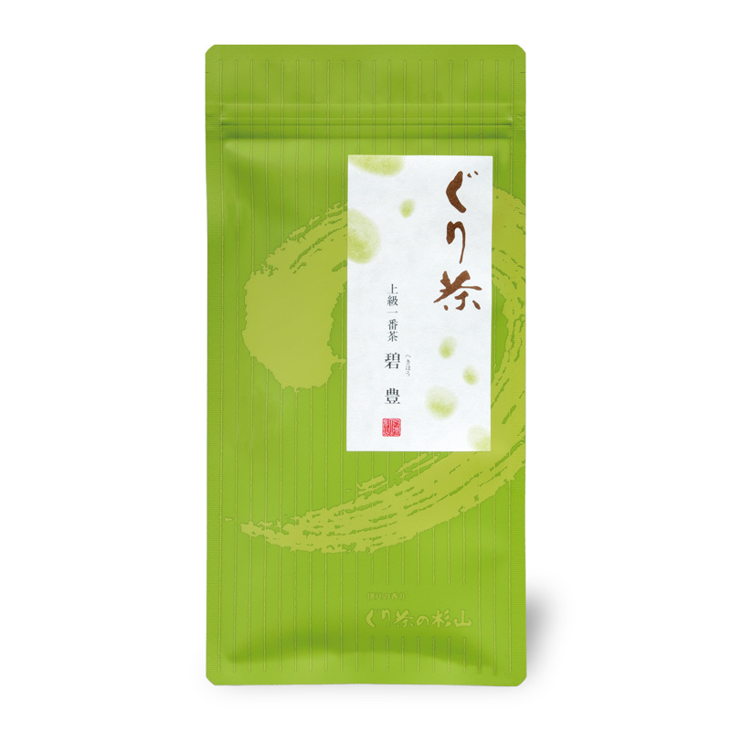 急須でお茶を淹れる